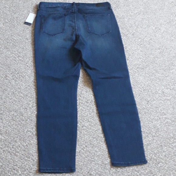 New Mid Rise Stretchy Ankle Jeans Pants. - Picture 5 of 10